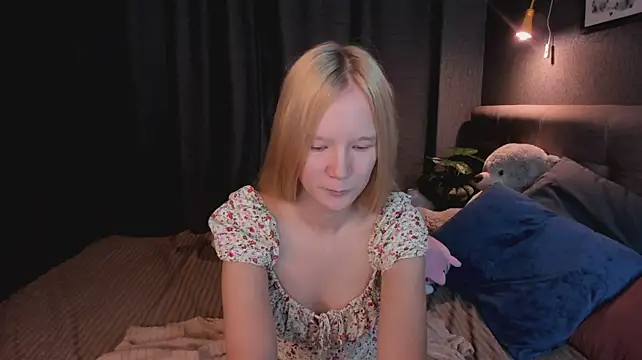 Asya_Almost - tease with my breast for u