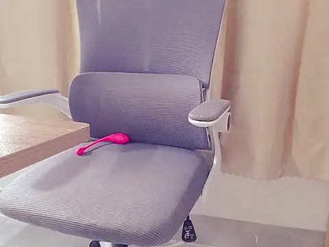 Anna_hornygirl - show pussy
