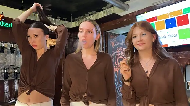Dirtypub - All girls naked
