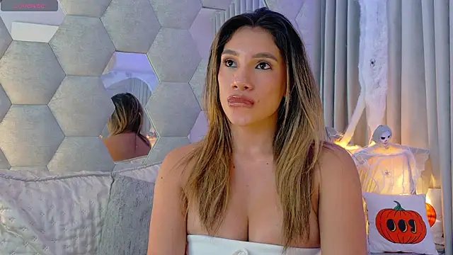 NicoleArmani - 🔥Make me give you my cum🔥
