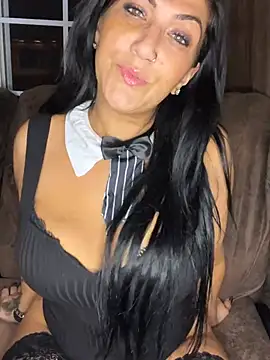 LittleMissEeve - Bend me over n ram your cock in me!