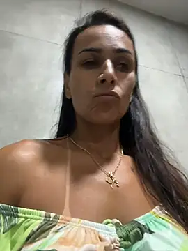 Girl_docinho - Mostra peitos na rua 👿