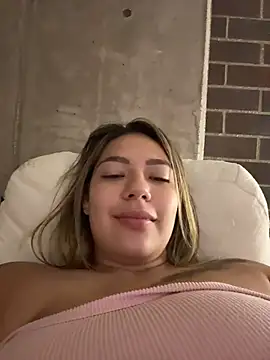 Latina_vanessa - Every 25 tk flash tits every 30 tk pussy
