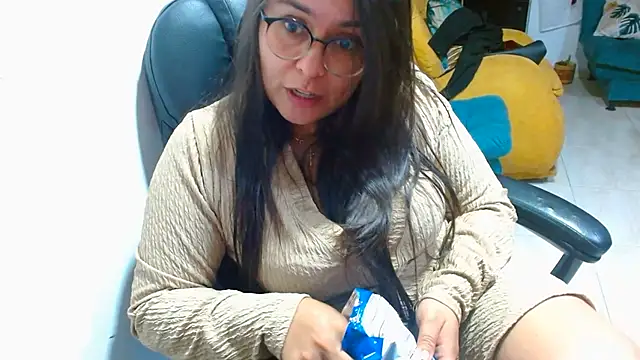 Ixchel_Anaid - Show titis