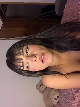 Ivy-777 - flash tits and ahegao