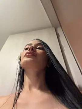 Iam_ruby - Take off sexy thong🔥🤤 Show tight pussy