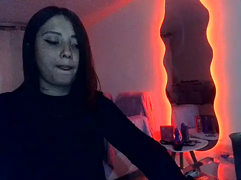 Your_queen_cleopatra - A day of rest for your queen👠