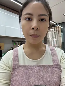 YaoYao8888 - 不穿内裤直播2分钟