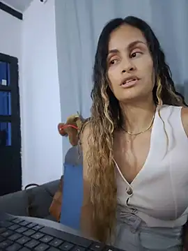 Coralcarter - Suggestive and tantric ✨