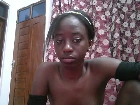 Darkpretty23 - sexy big nipples for yu daddy