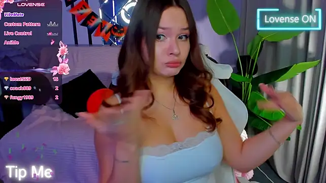 CutieChloee - show my boobs