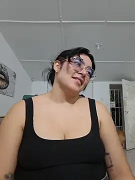Lia_flowers - PINCH TITS IN PUBLIC