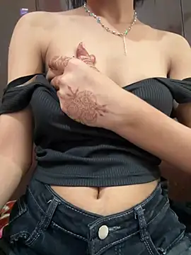 LuxeAura - full nude and pussy show