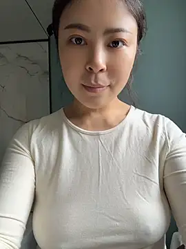 YaoYao8888 - 不穿内裤直播2分钟
