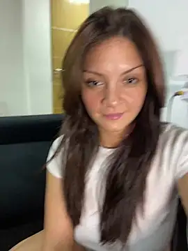 Danielaeliana - Show boobs+Blow job