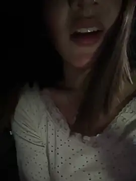 Nunibuu - Spit pussy in uber, spanking 🚗shhh