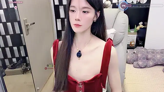 Yueyue-MM - 上空侧身小狗趴+打pp5下