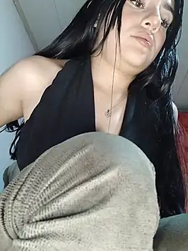 Sofiaa_Duque - Show pussy in doggy+oil