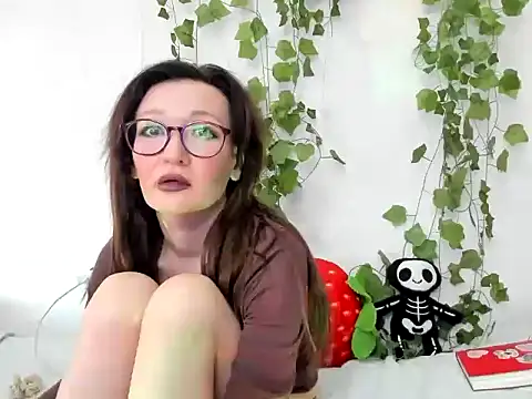 LanaJensenn - 🍌Buy used Macbook 4 better streaming💦