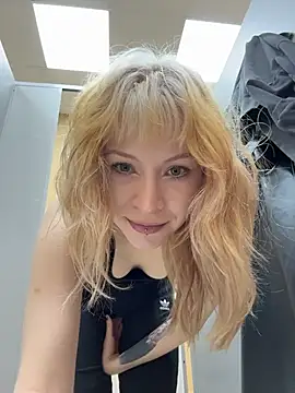 _Little_Ginger - Take off my pants