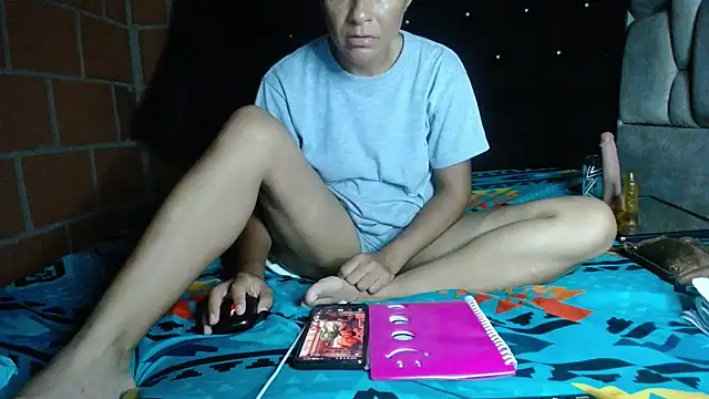 GiveLove1 - dildo pussy