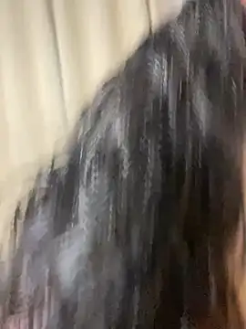 Bea3liz - Show ass with plug