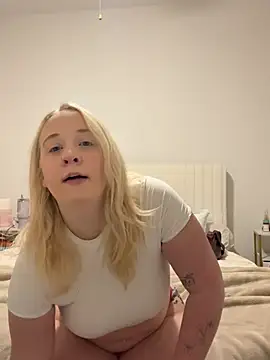 AnnieAscott - slap pussy 5 times naked😈