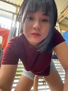 Fishinggirl2k - digging a crab's burrow to get its milk