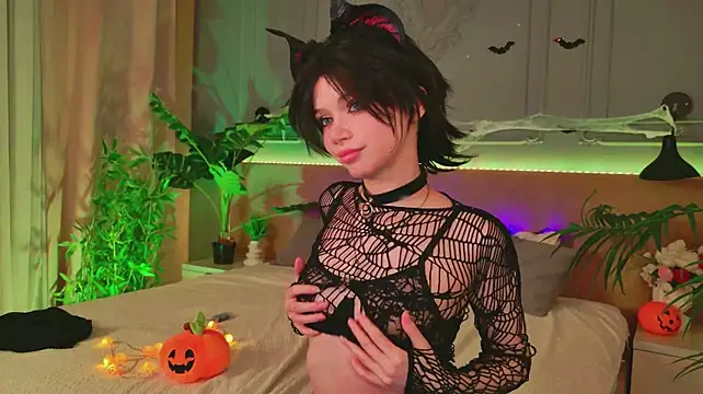 Dark_Diva - handbra