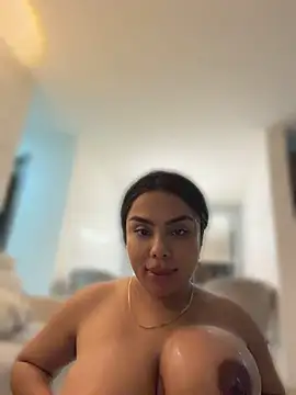 Valeria2019hot - Show milk Foam