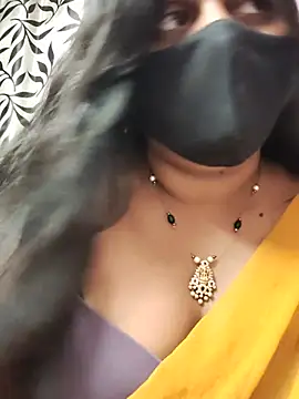 Suma_telugu1 - Bra remove