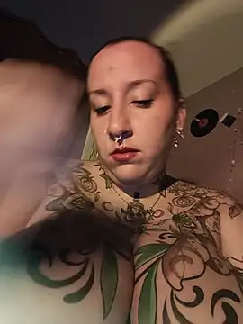 Thelittledevil388 - Seins + cul