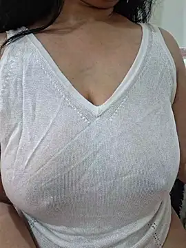 Jassi_Does - BALL GAG............SLAP PUSSY