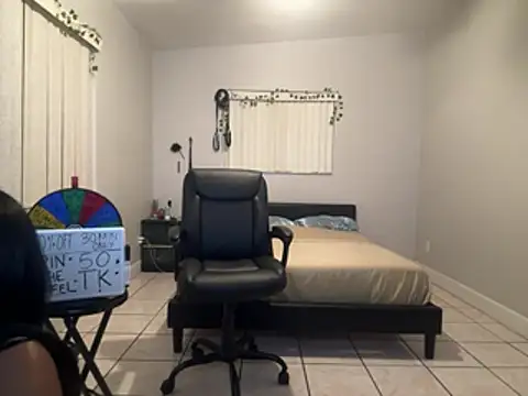 Gator_Zoe