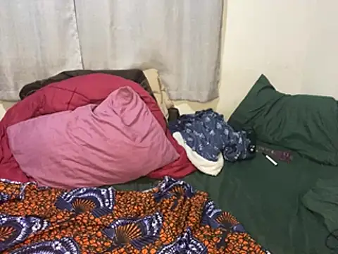 BoobsQueeen - iPhone 17 pro max