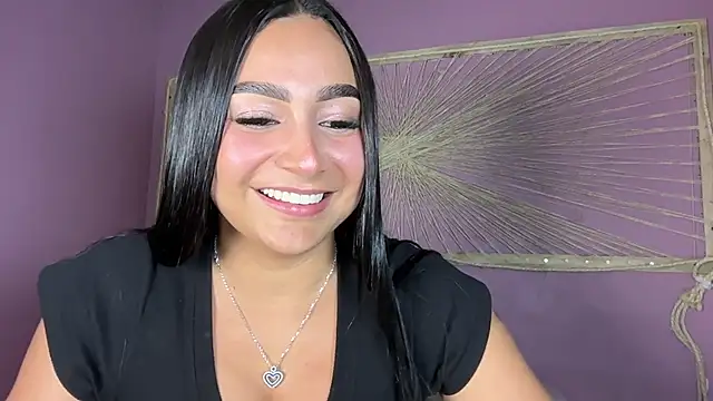 Ashlyrouxx - Flash Tits and Oil