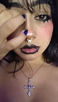 Sarah_Lark-