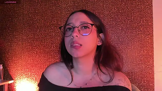 Apartment28 - 💦CUMMMM on her pretty face or mouth💦