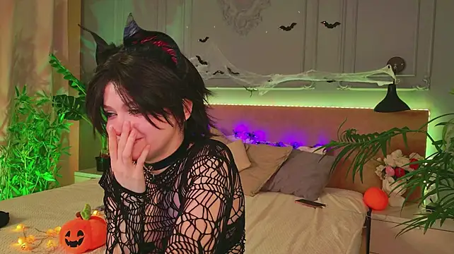 Dark_Diva - handbra