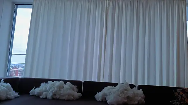 AliciaBrooks - remove straps