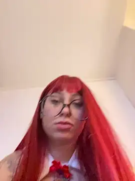 Queenlo_xxx - gagne 2 vidéos très HARD🔥