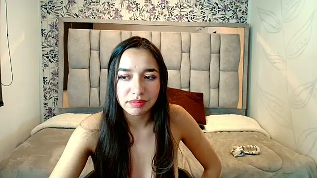 Emily__parker__ - SHOW MY TITS+NIPPLES CLAMPS😈