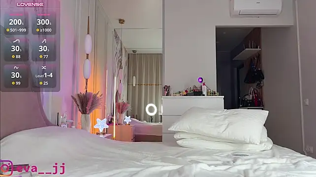 Eva_JJ