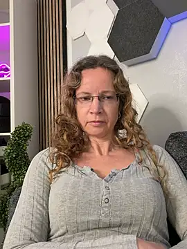 AnnikaRose - Naked Orgasmus + LT free clip
