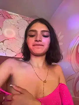 Kendall_LS - Naked x5 min