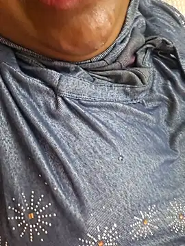 Tamilfathima - Boob milk show