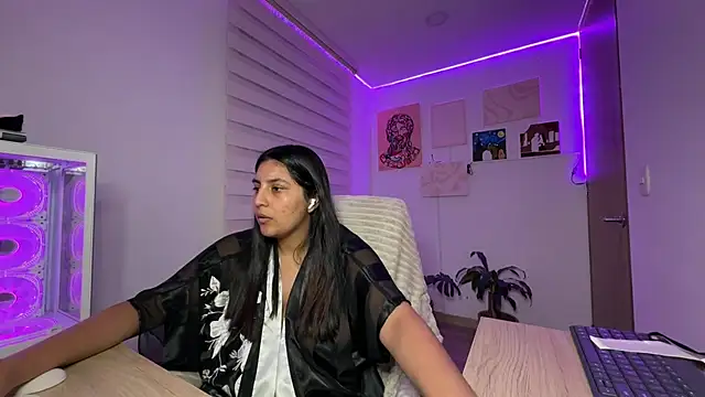 Cloe_small - show tits