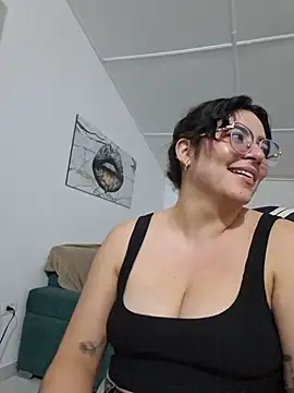 Lia_flowers - FLASH TITS IN PUBLIC