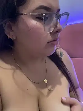Kiara_moon18 - flash pussy