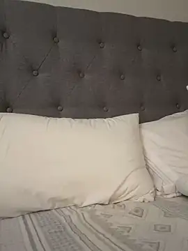 Babygirlesme - lets wind down, chat, play, 420? 😘💕
